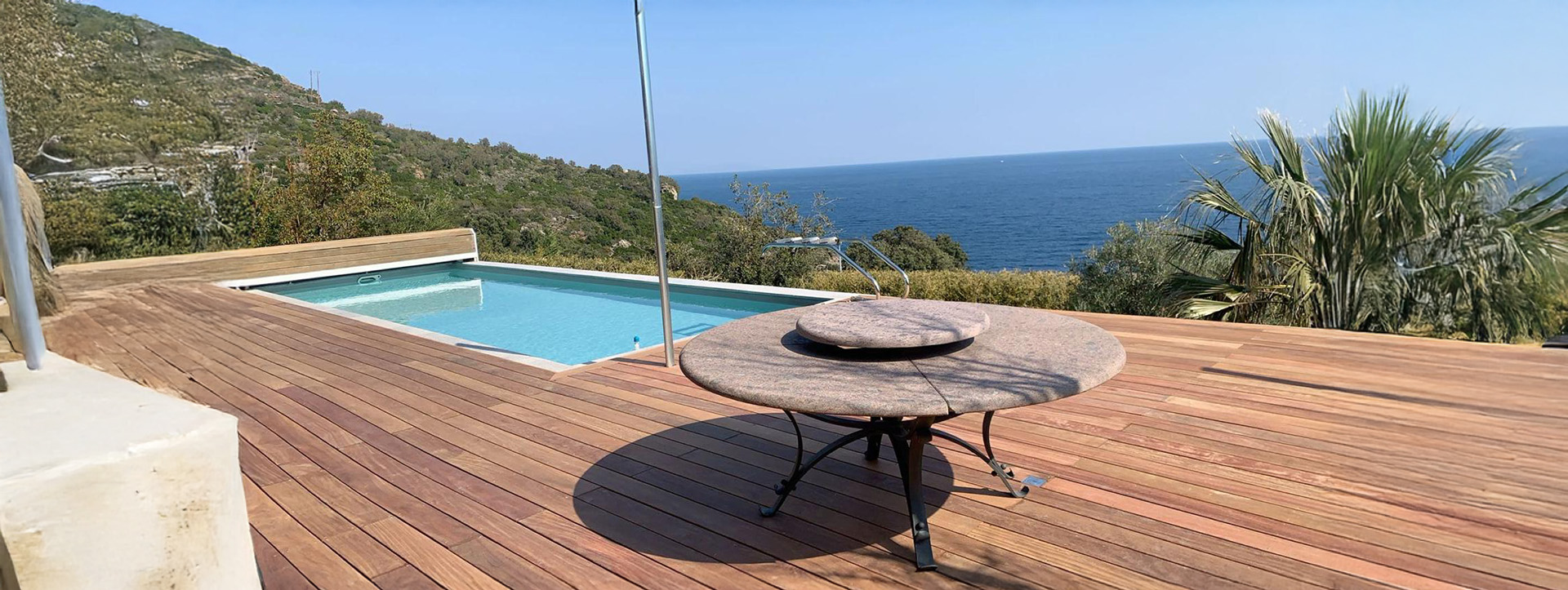 Aménagement extérieur terrasse piscine SAS Lazarini Cap Corse